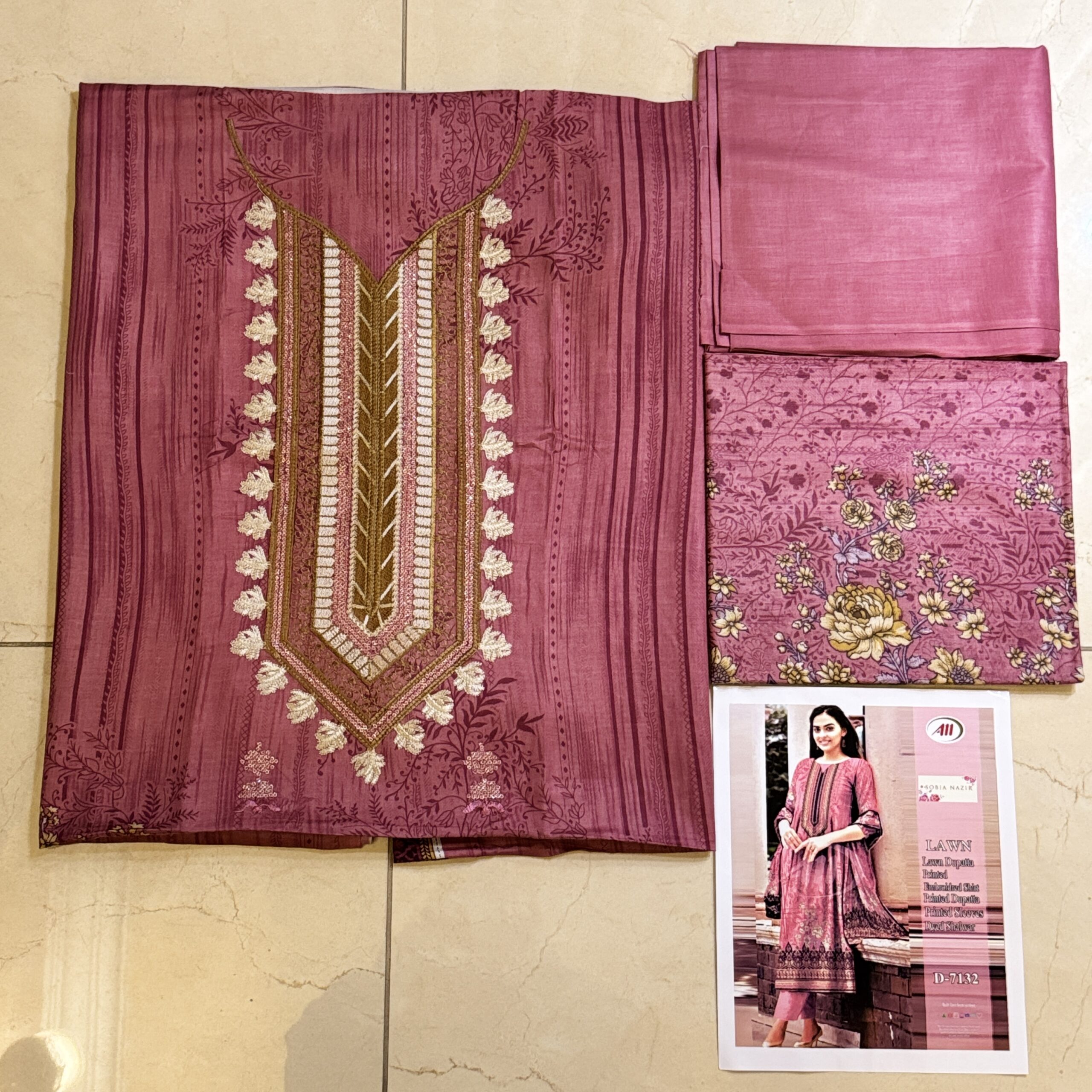 floral digital lawn suit 3 piece unstitched