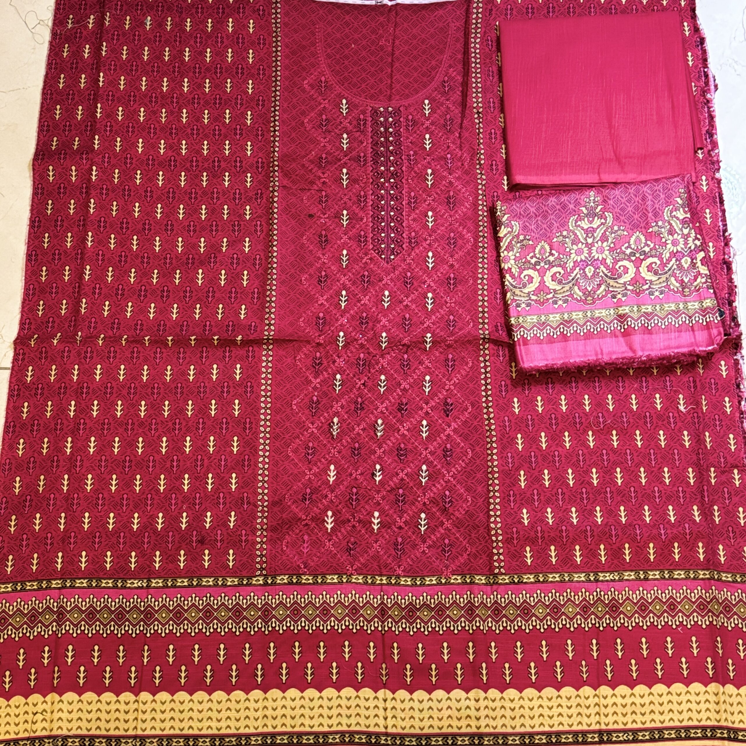 iznik crimson & gold embroidered khaddar unstitched 3 piece