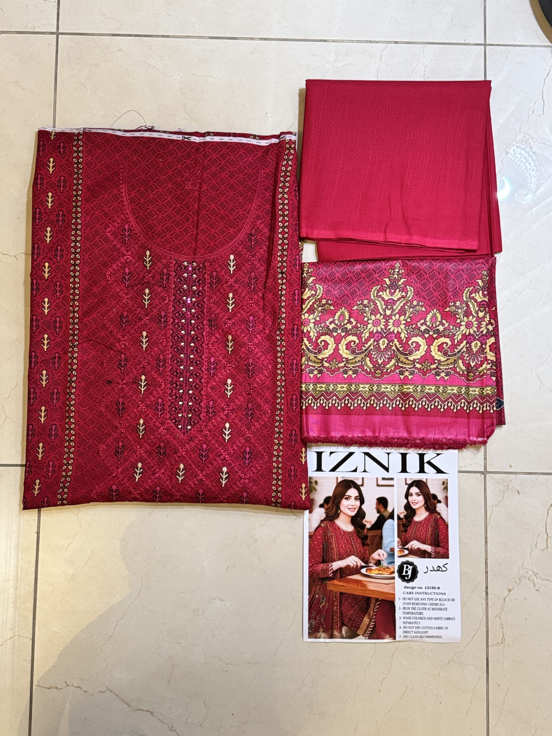 iznik crimson & gold embroidered khaddar unstitched 3 piece