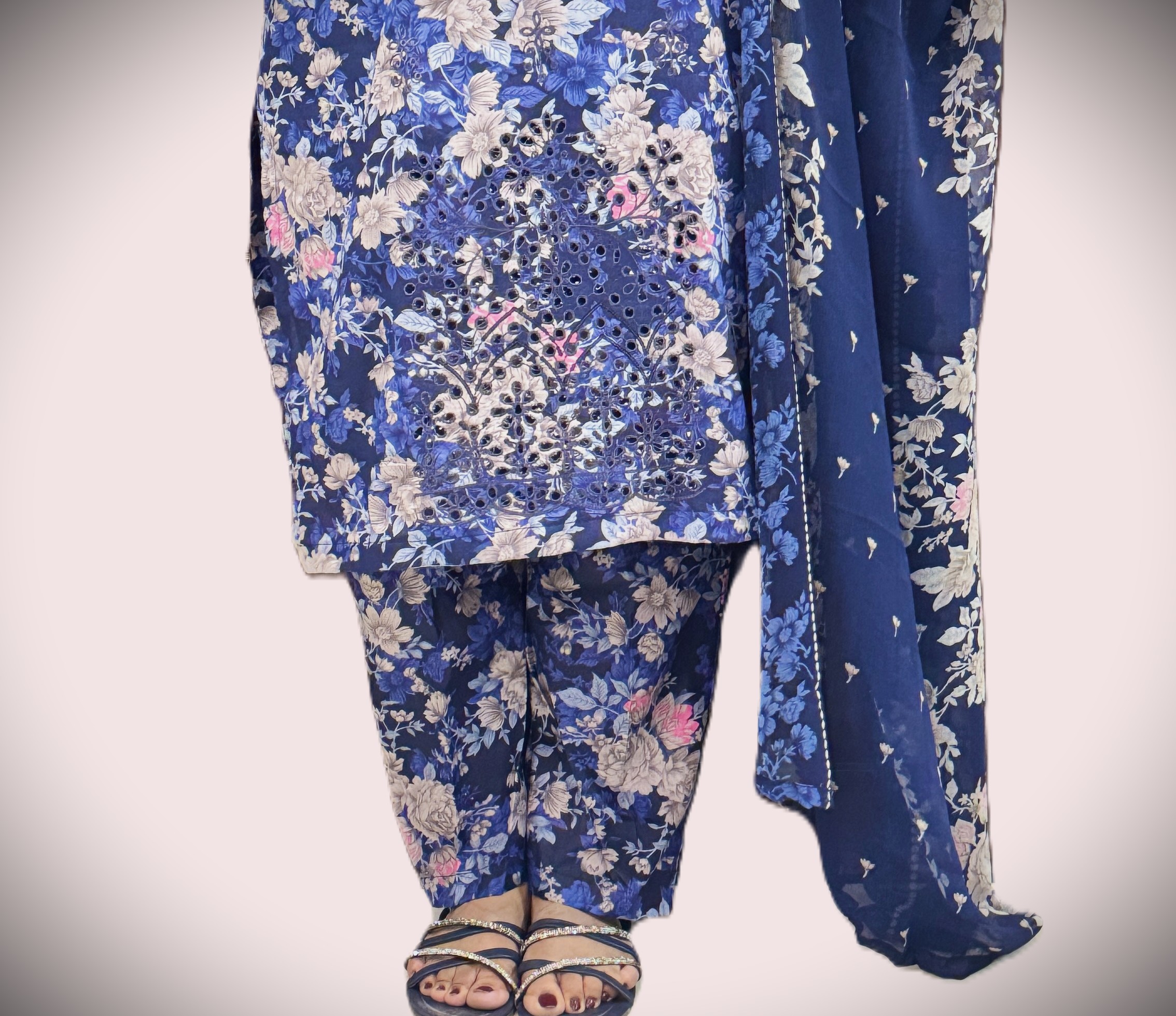 3 piece Lawn Embroidered Navy Blue Suit (Pret) - Image 4