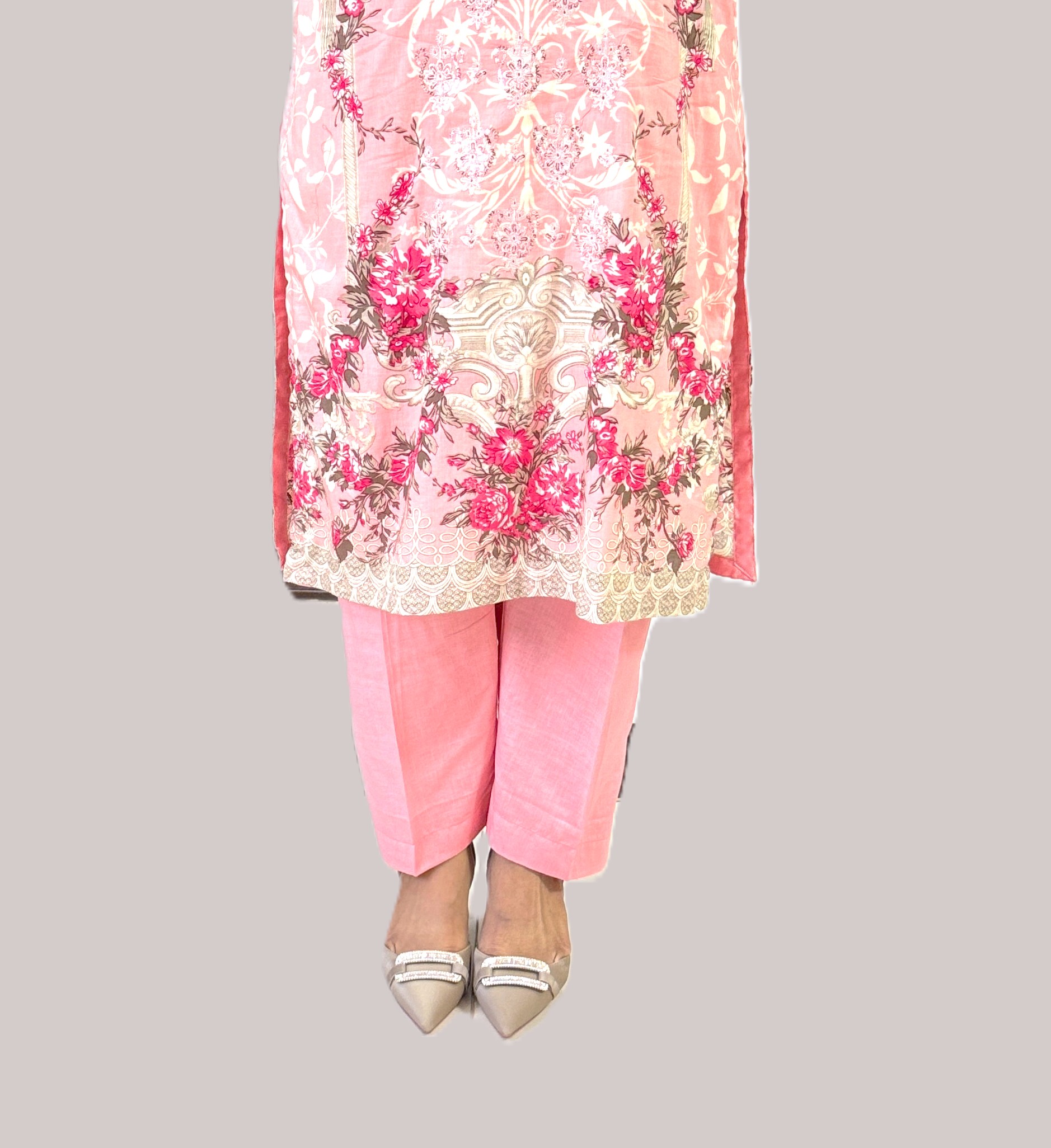 3 Piece Lawn Embroidered Suit (Pret) - Image 3